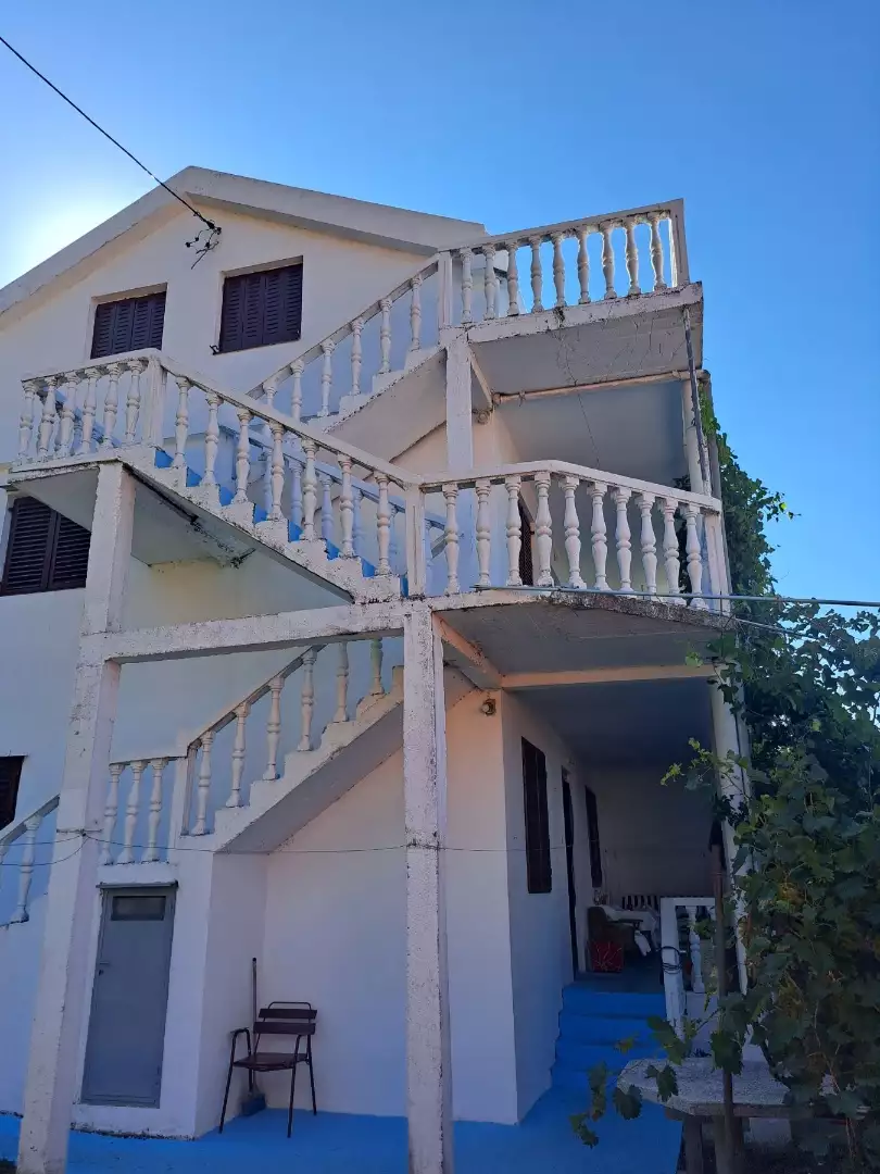 House 200m² in Montenegro, Sutomore. Priced at 200000€ rent photo-14