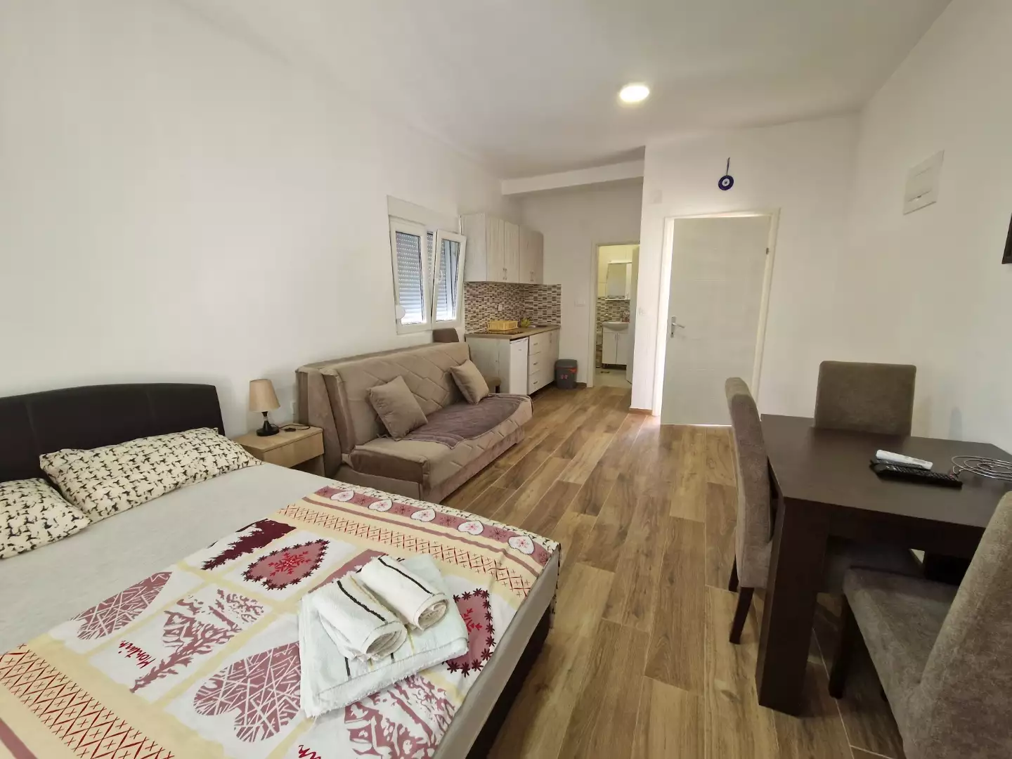 Hotels 360m² in Montenegro, Sutomore. Priced at 315000€ rent photo-6