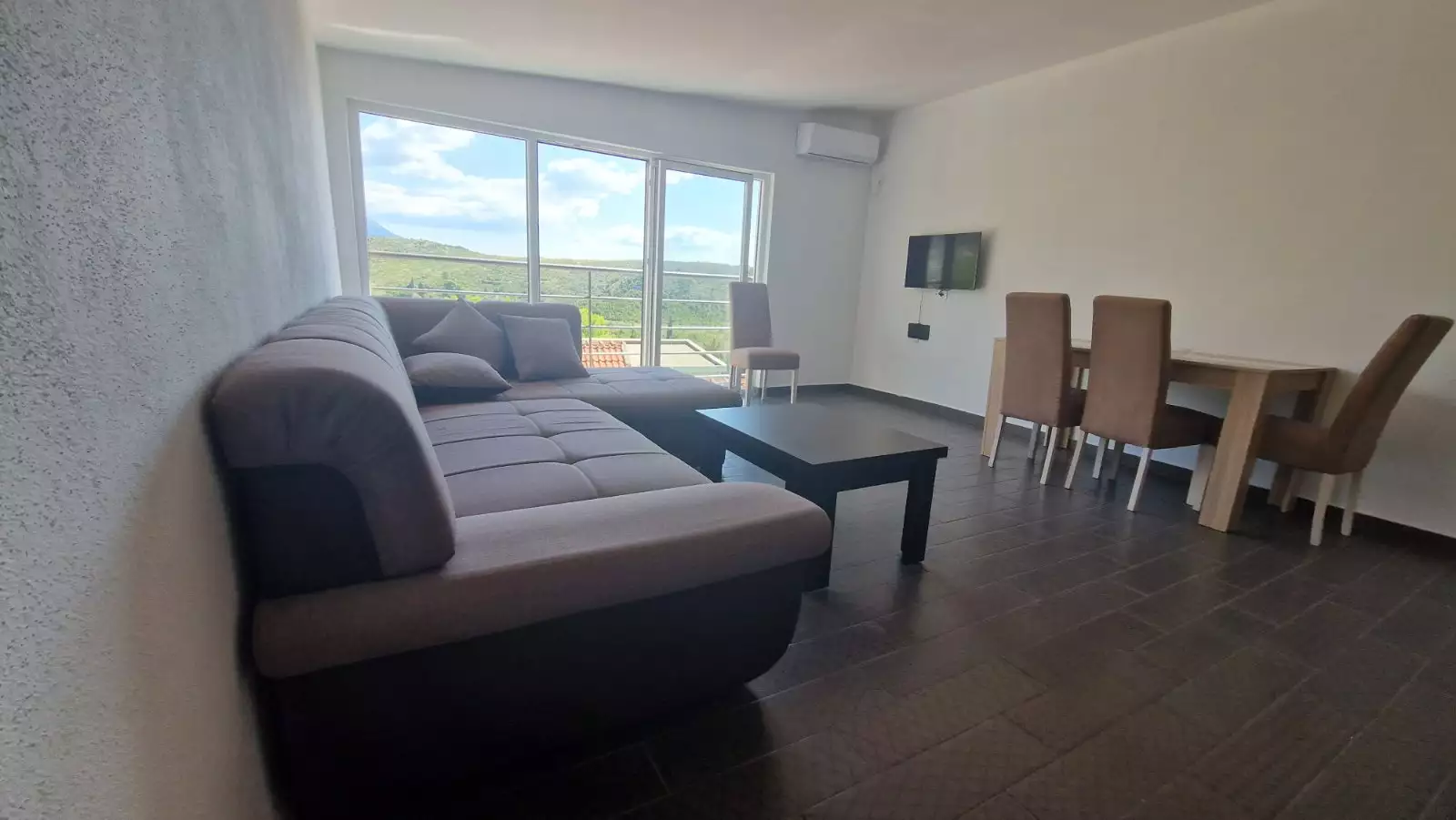 Hotels 360m² in Montenegro, Sutomore. Priced at 315000€ rent photo-10