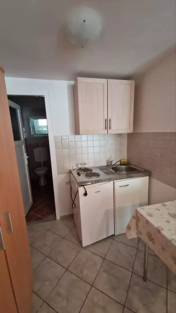 Hotels 190m² in Montenegro, Utjeha. Priced at 157500€ rent photo-3