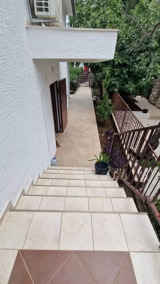Hotels 190m² in Montenegro, Utjeha. Priced at 157500€ rent photo-15