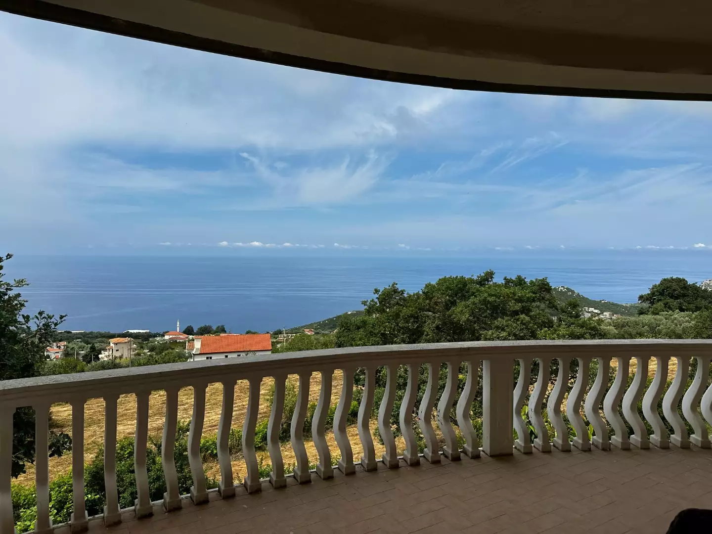 Villa 859m² in Montenegro, Dobra Voda. Priced at 750000€ rent photo-2