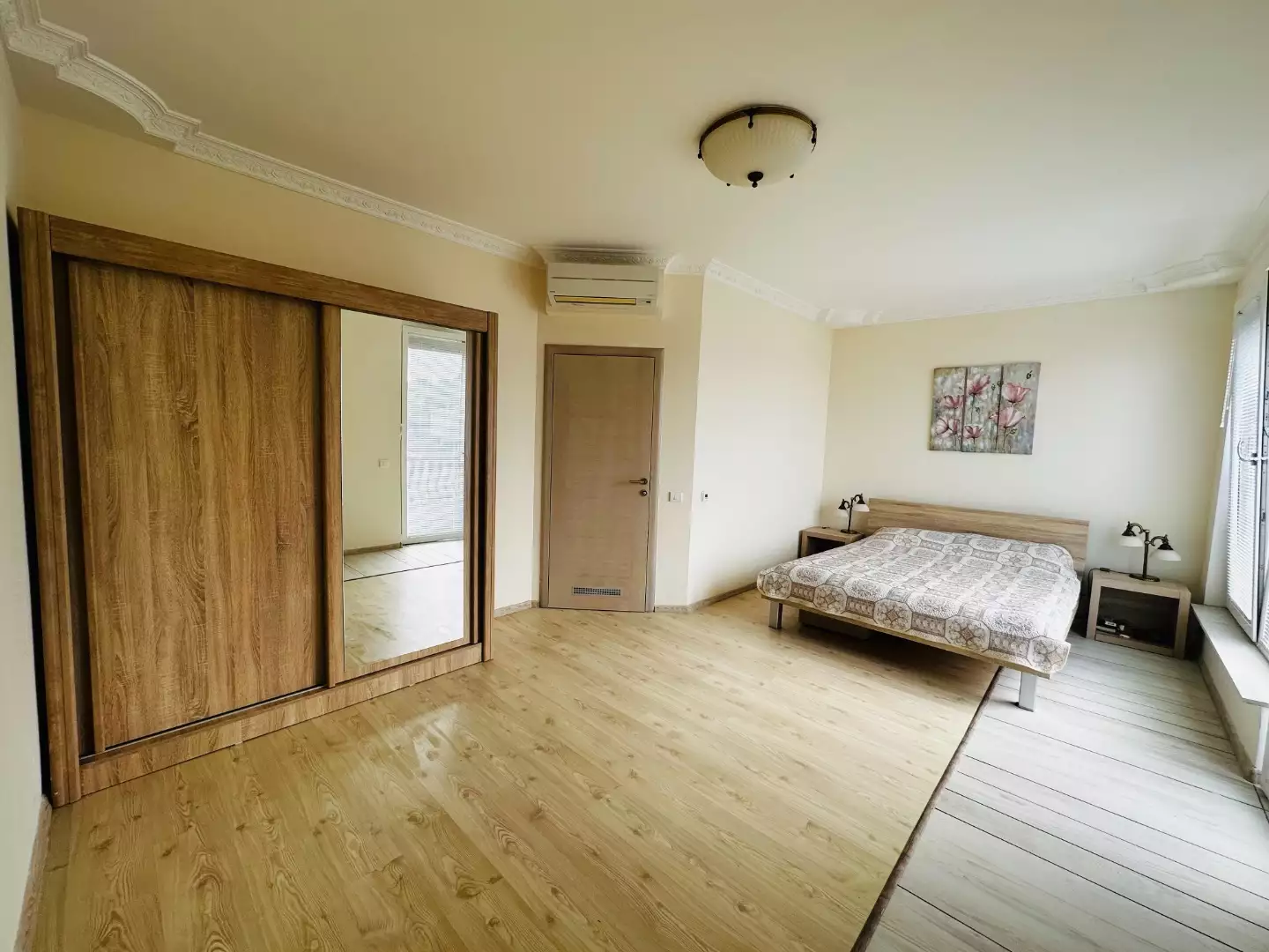 Villa 859m² in Montenegro, Dobra Voda. Priced at 750000€ rent photo-8