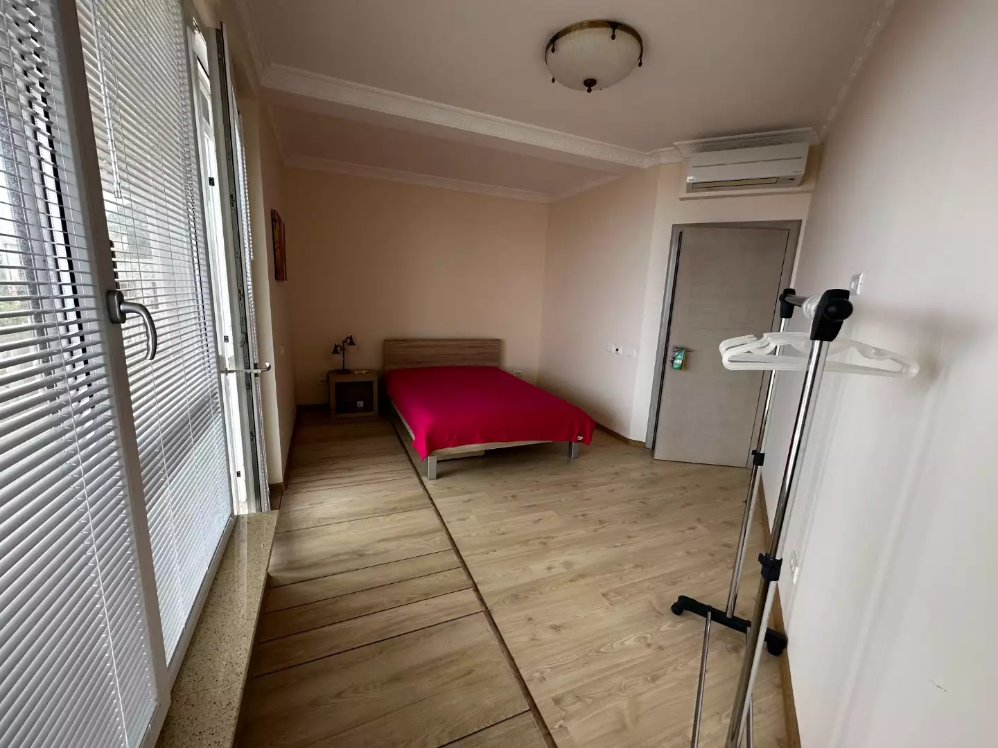 Villa 859m² in Montenegro, Dobra Voda. Priced at 750000€ rent photo-11