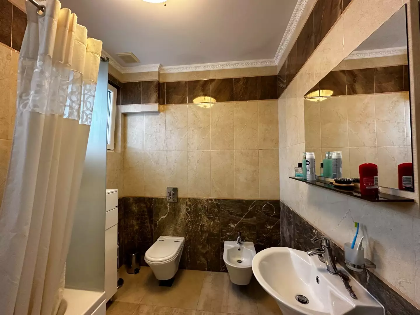 Villa 859m² in Montenegro, Dobra Voda. Priced at 750000€ rent photo-36