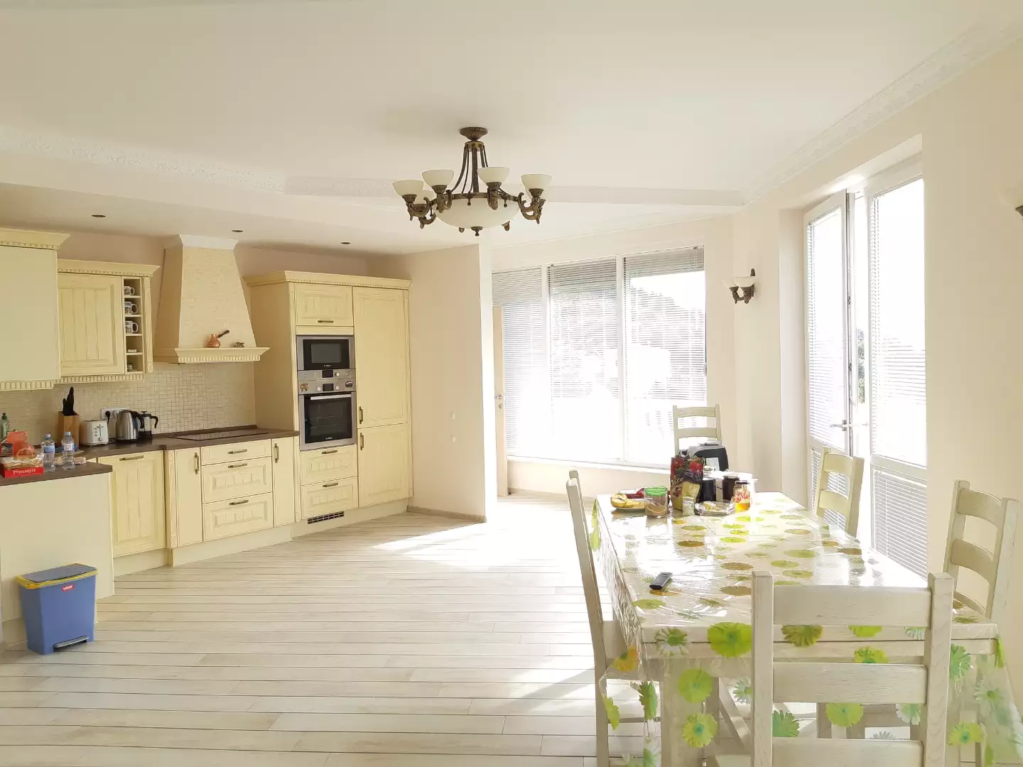 Villa 859m² in Montenegro, Dobra Voda. Priced at 750000€ rent photo-40