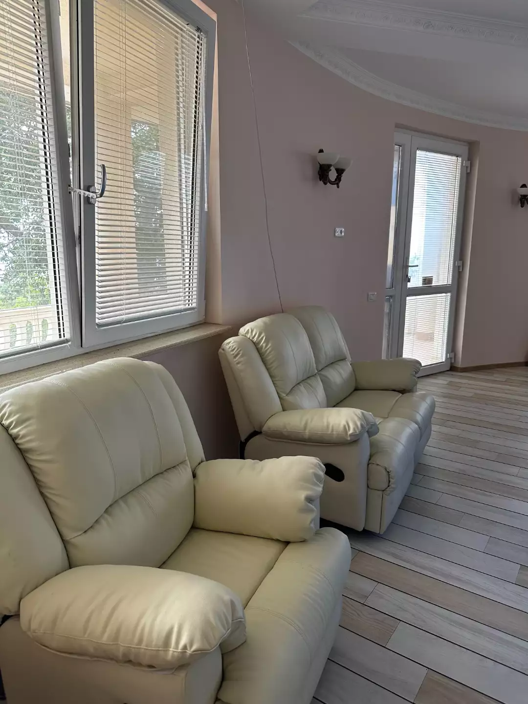 Villa 859m² in Montenegro, Dobra Voda. Priced at 750000€ rent photo-45
