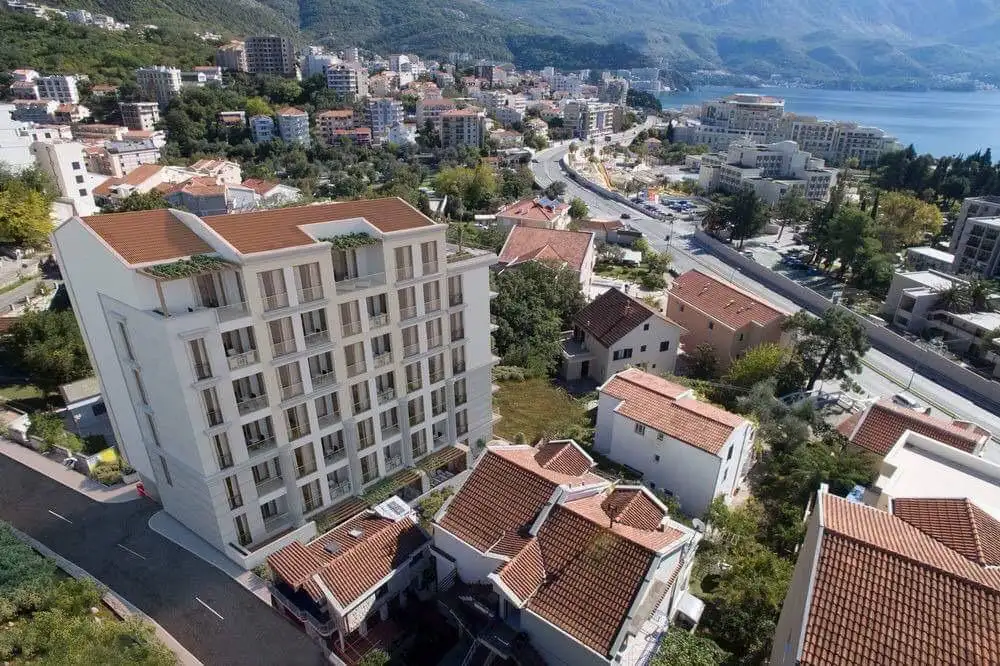 Flat 41m² in Montenegro, Becici. Priced at 160000€ rent photo-17