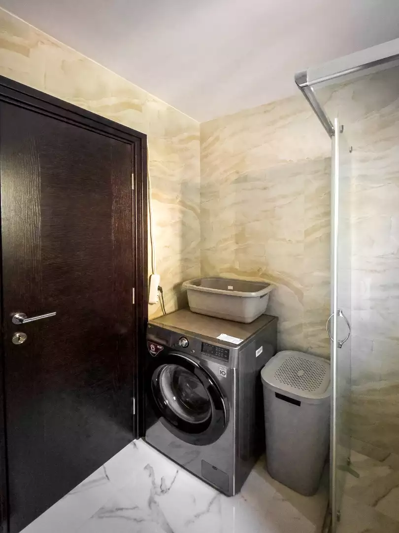 Flat 300m² in Montenegro, Becici. Priced at 830000€ rent photo-4