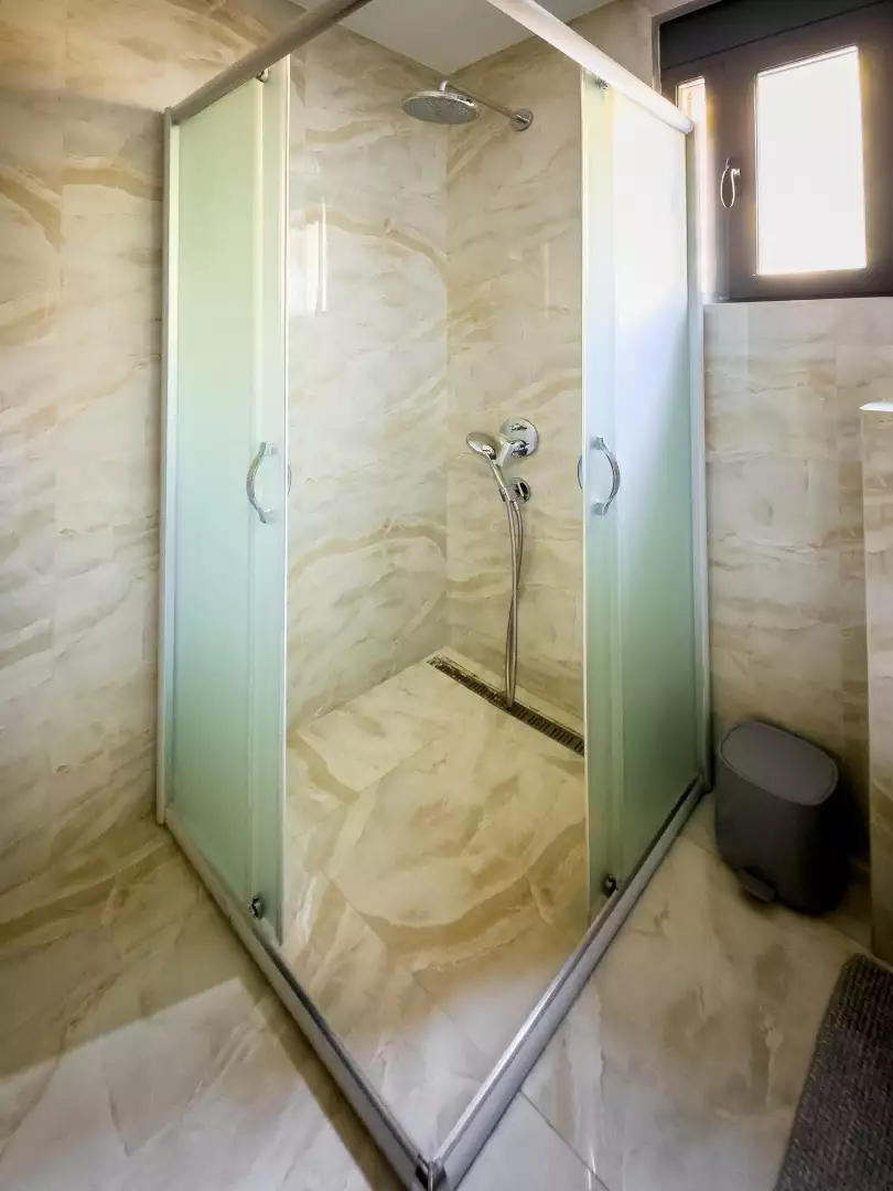 Flat 300m² in Montenegro, Becici. Priced at 830000€ rent photo-21