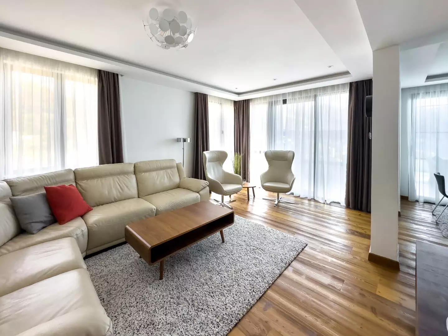 Flat 300m² in Montenegro, Becici. Priced at 830000€ rent photo-23
