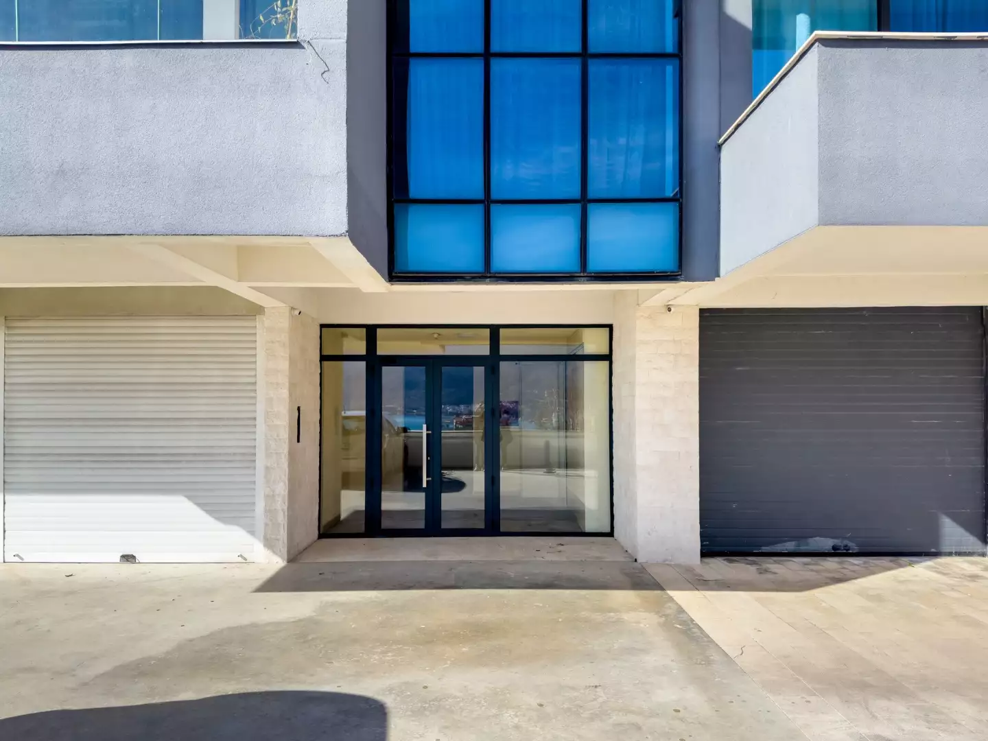 Flat 300m² in Montenegro, Becici. Priced at 830000€ rent photo-39