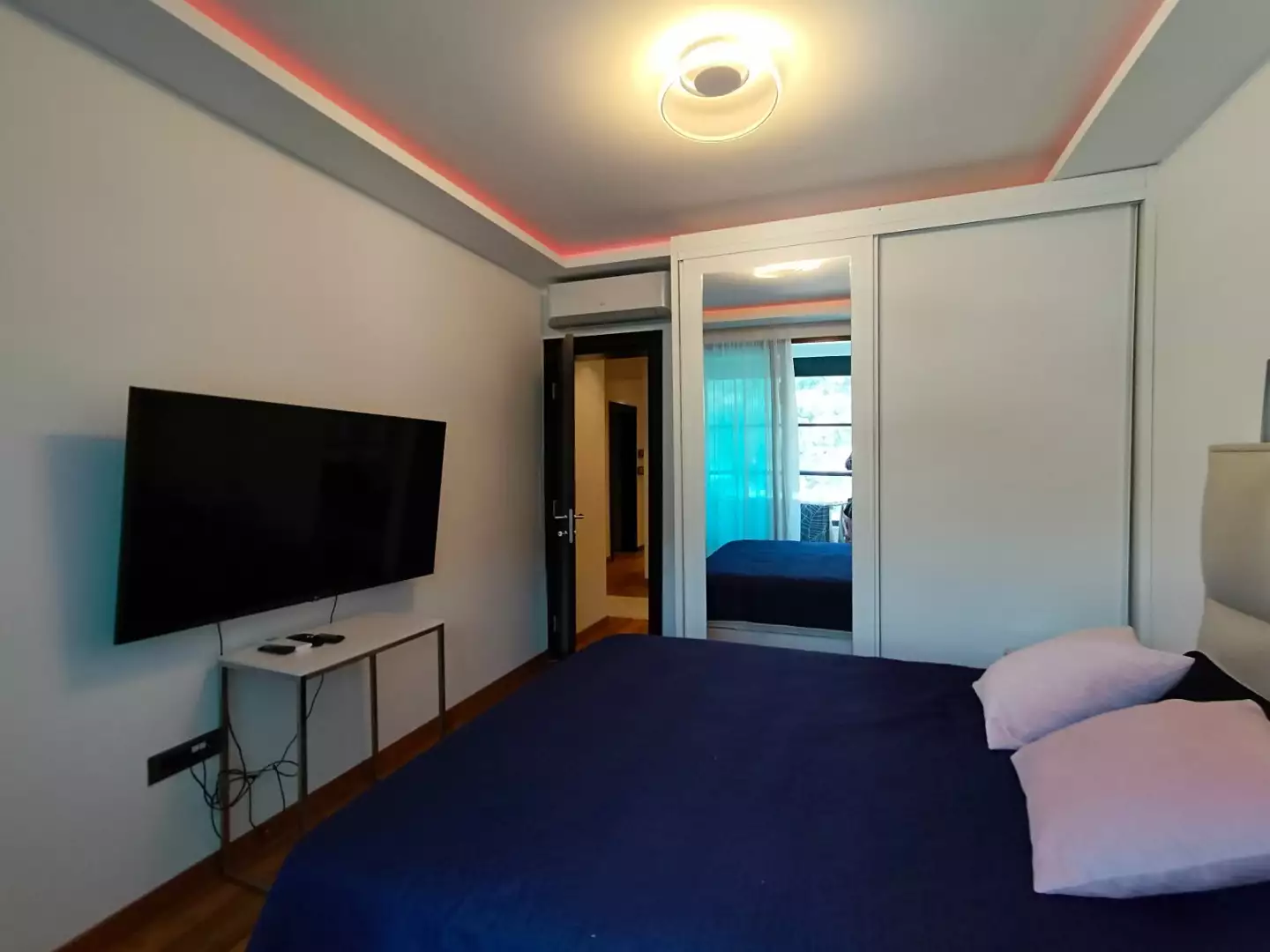 Flat 300m² in Montenegro, Becici. Priced at 830000€ rent photo-60