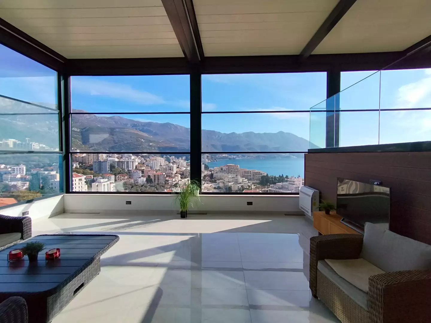 Flat 300m² in Montenegro, Becici. Priced at 830000€ rent photo-83