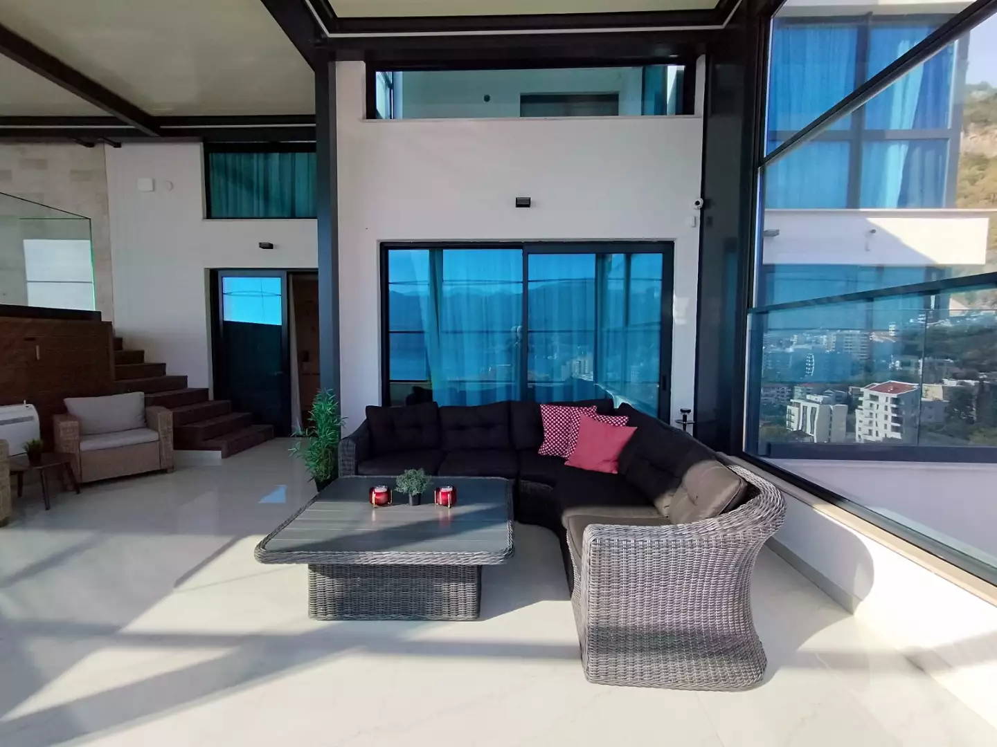 Flat 300m² in Montenegro, Becici. Priced at 830000€ rent photo-98