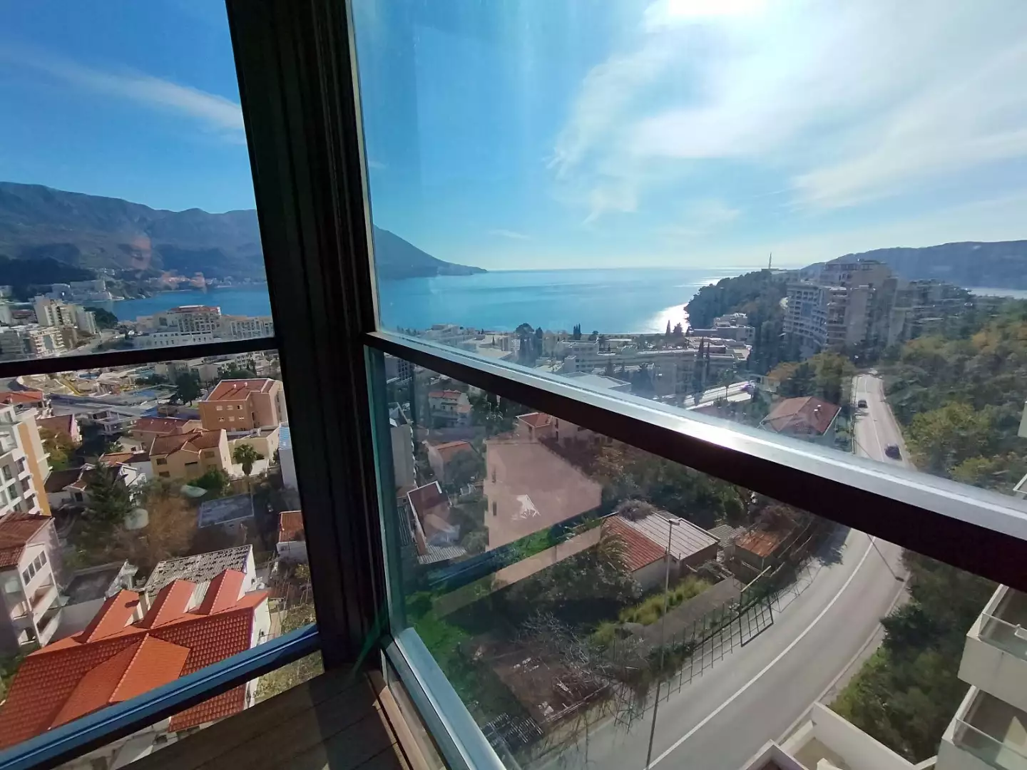 Flat 300m² in Montenegro, Becici. Priced at 830000€ rent photo-104
