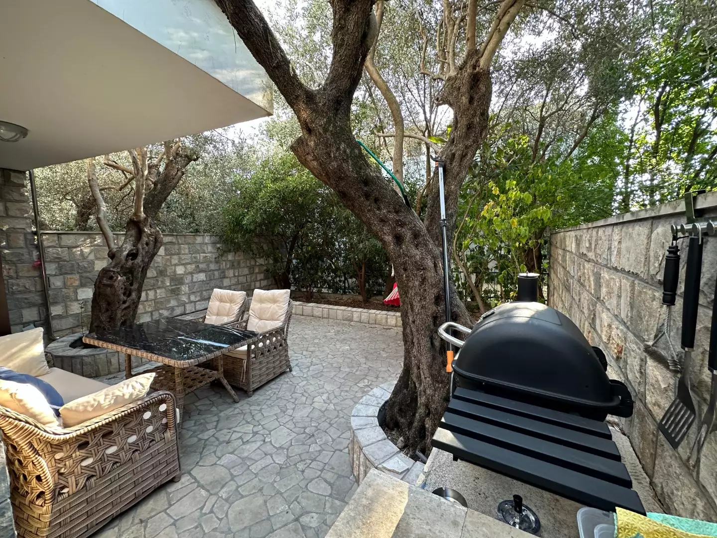 Flat 46m² in Montenegro, Sveti Stefan. Priced at 135000€ rent photo-5