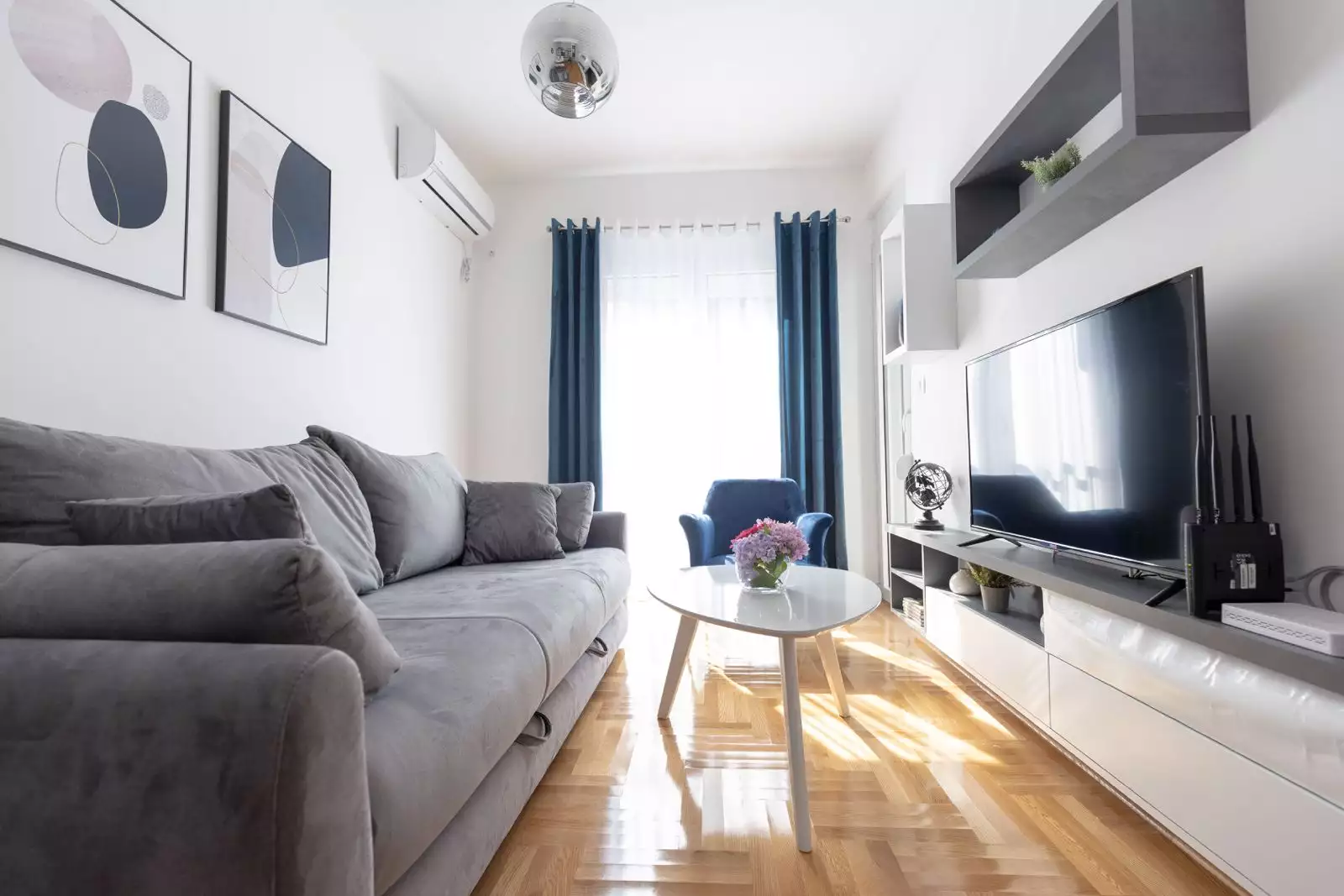 Flat 40m² in Montenegro, Budva. Priced at 139900€ rent photo-6
