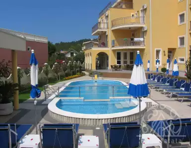 Buy in Montenegro for 900000€