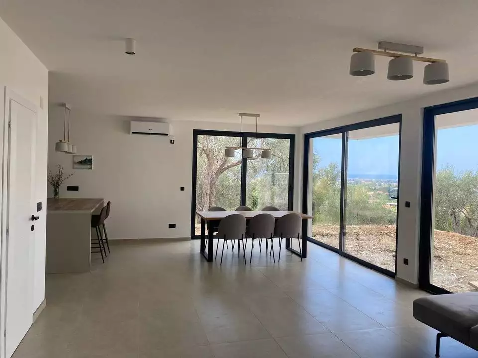 Villa 170m² in Montenegro, Bar. Priced at 330000€ rent photo-11