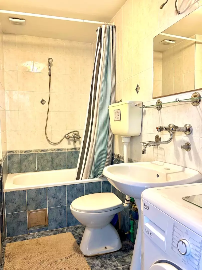 Flat 33m² in Montenegro, Budva. Priced at 80000€ rent photo-3