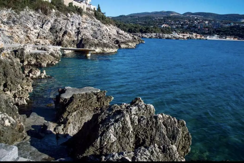 Townhouse 164m² in Montenegro, Utjeha. Priced at 375000€ rent photo-3