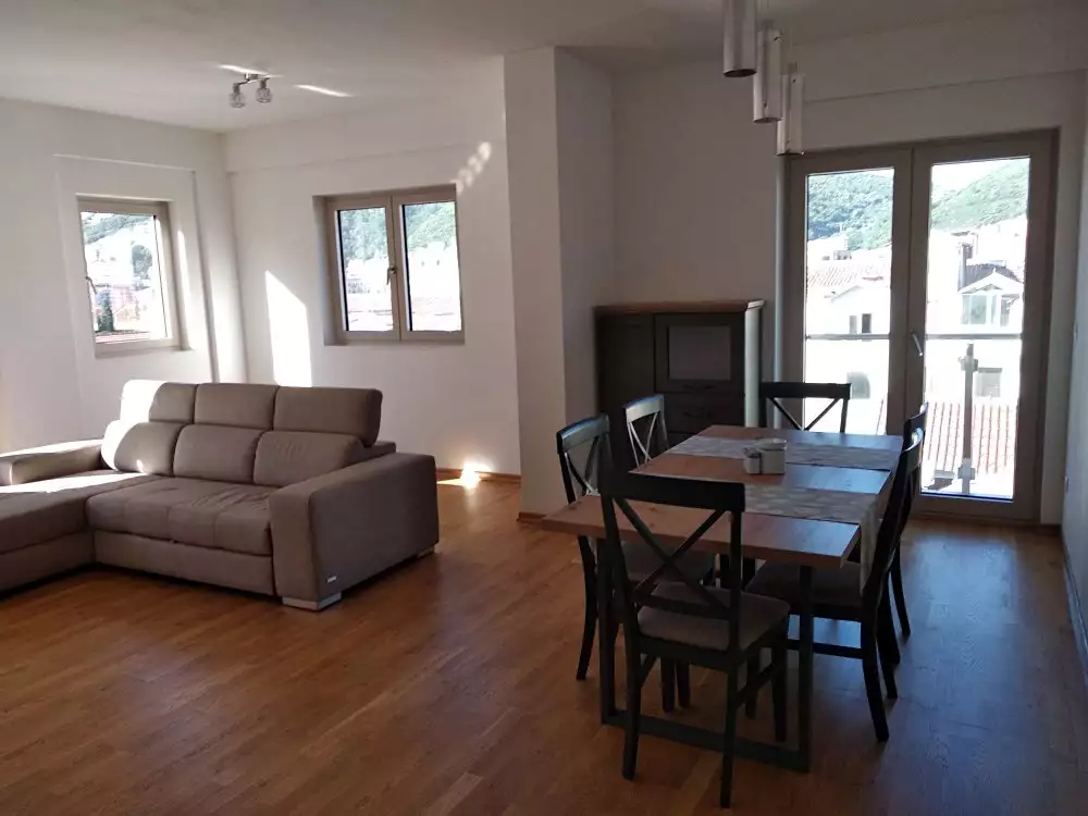 Flat 85m² in Montenegro, Budva. Priced at 243000€ rent photo-1