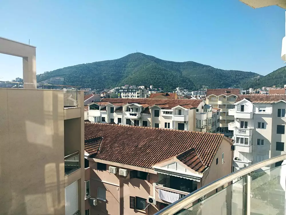 Flat 85m² in Montenegro, Budva. Priced at 243000€ rent photo-2