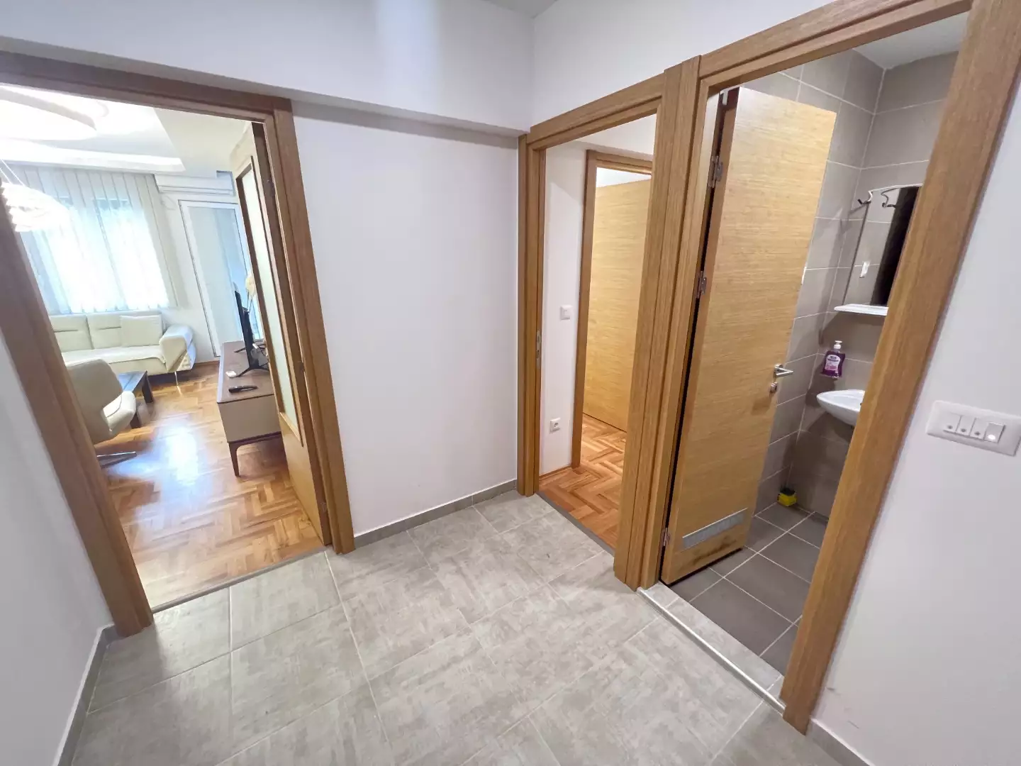 Flat 73m² in Montenegro, Budva. Priced at 169900€ rent photo-2