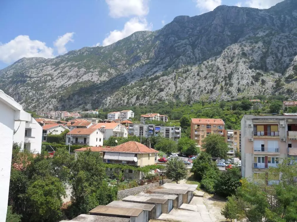 Flat 72m² in Montenegro, Dobrota. Priced at 179900€ rent photo-3