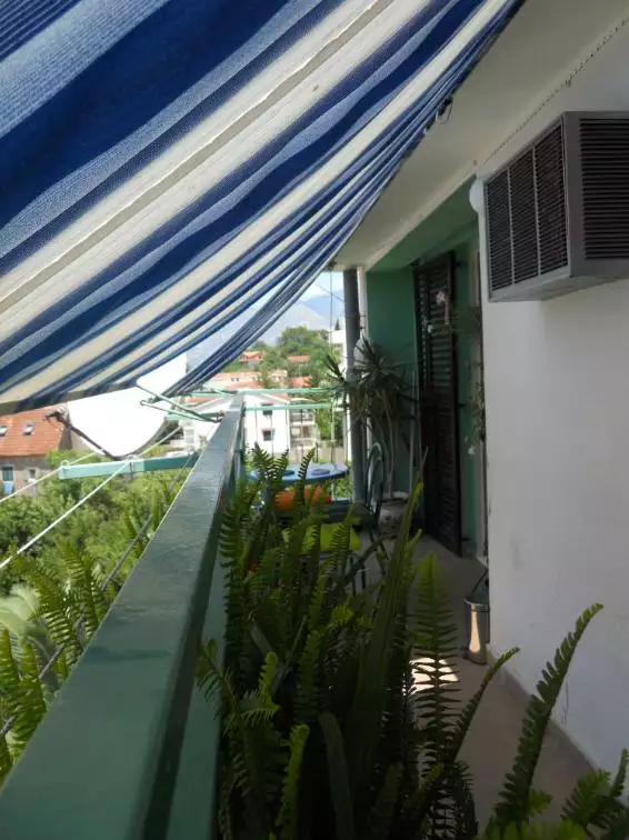 Flat 72m² in Montenegro, Dobrota. Priced at 179900€ rent photo-7
