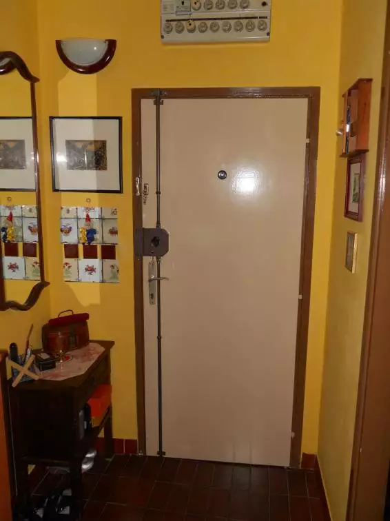 Flat 72m² in Montenegro, Dobrota. Priced at 179900€ rent photo-12