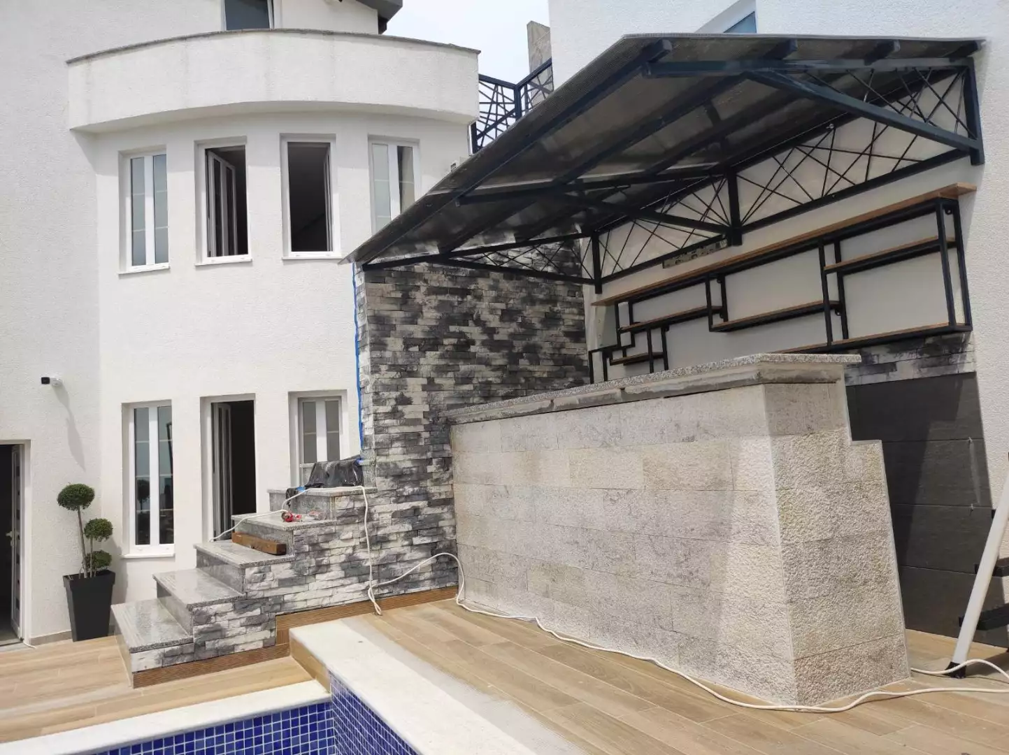 Villa 300m² in Montenegro, Bar. Priced at 460000€ rent photo-7