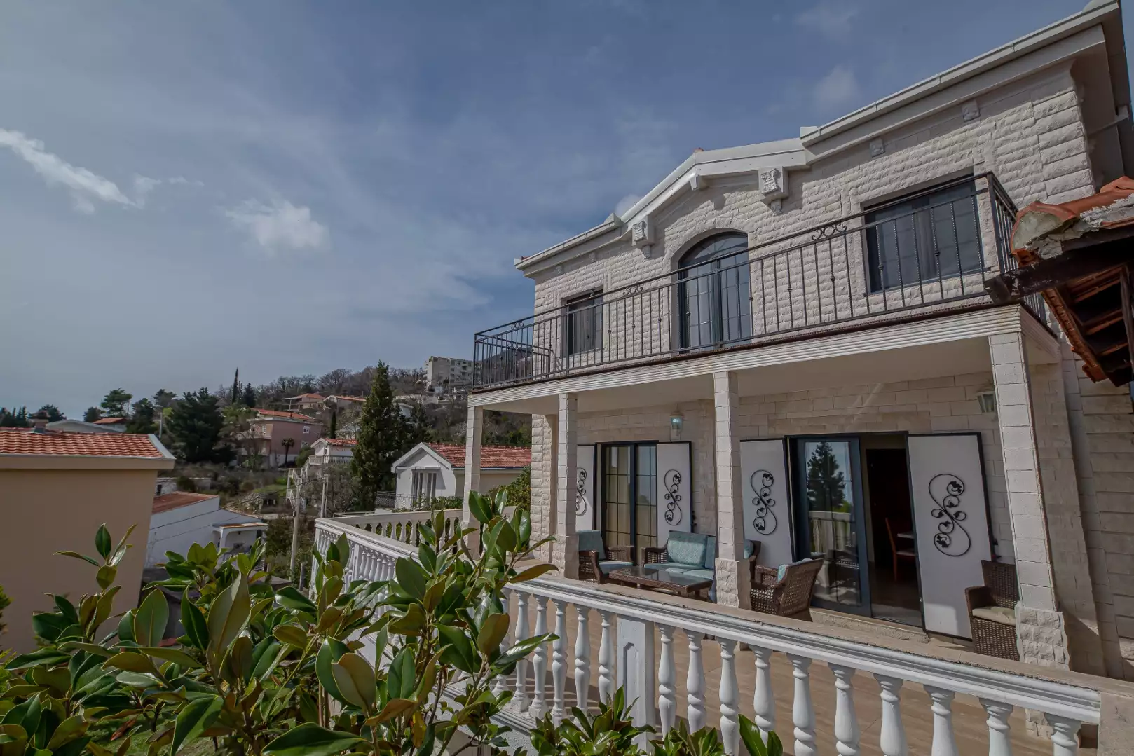 House 250m² in Montenegro, Sutomore. Priced at 345000€ rent photo-15