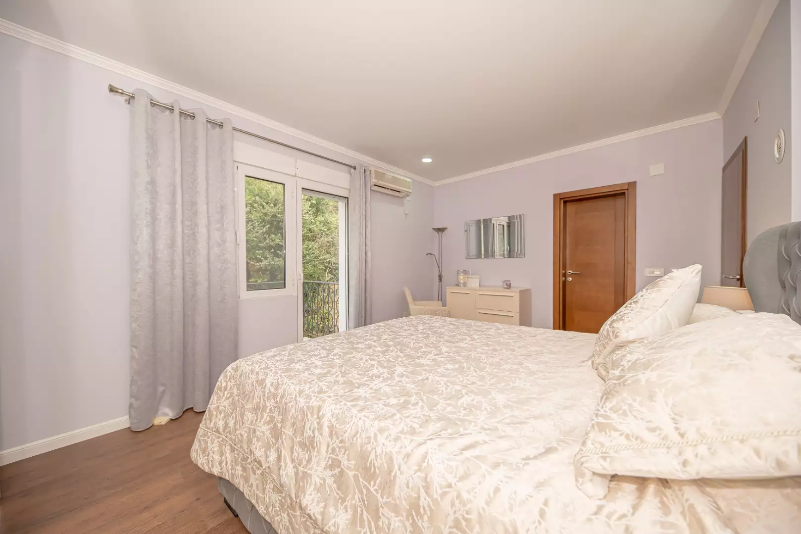 House 250m² in Montenegro, Sutomore. Priced at 345000€ rent photo-77