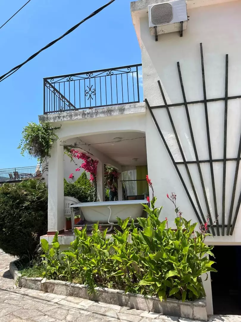 House 217m² in Montenegro, Budva. Priced at 320000€ rent photo-4