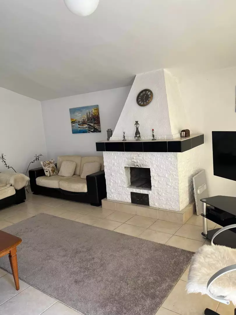 House 217m² in Montenegro, Budva. Priced at 320000€ rent photo-5