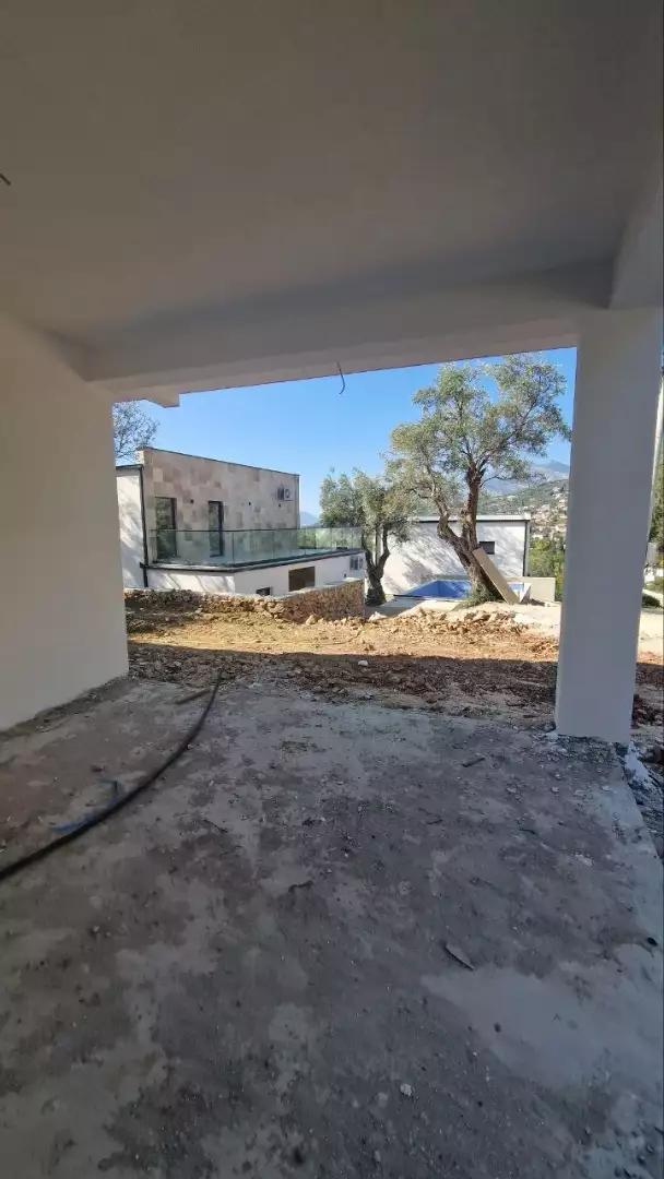 Villa 174m² in Montenegro, Bar. Priced at 260000€ rent photo-9