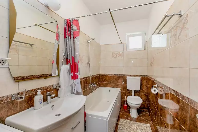 House 107m² in Montenegro, Herceg Novi. Priced at 300000€ rent photo-6