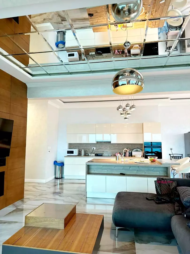 Flat 200m² in Montenegro, Becici. Priced at 650000€ rent photo-3