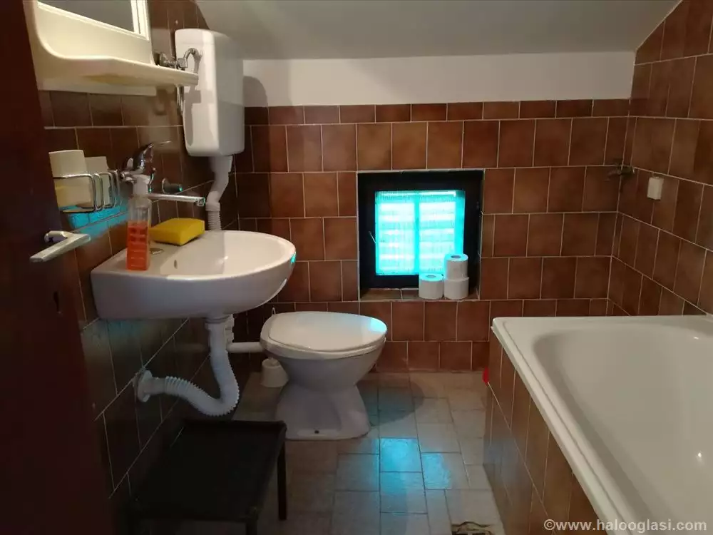 Townhouse 197m² in Montenegro, Utjeha. Priced at 170000€ rent photo-10
