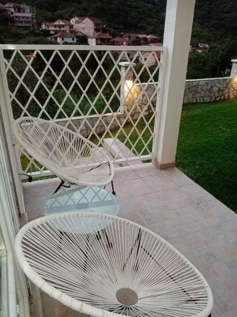 House 108m² in Montenegro, Skaljari. Priced at 500000€ rent photo-9