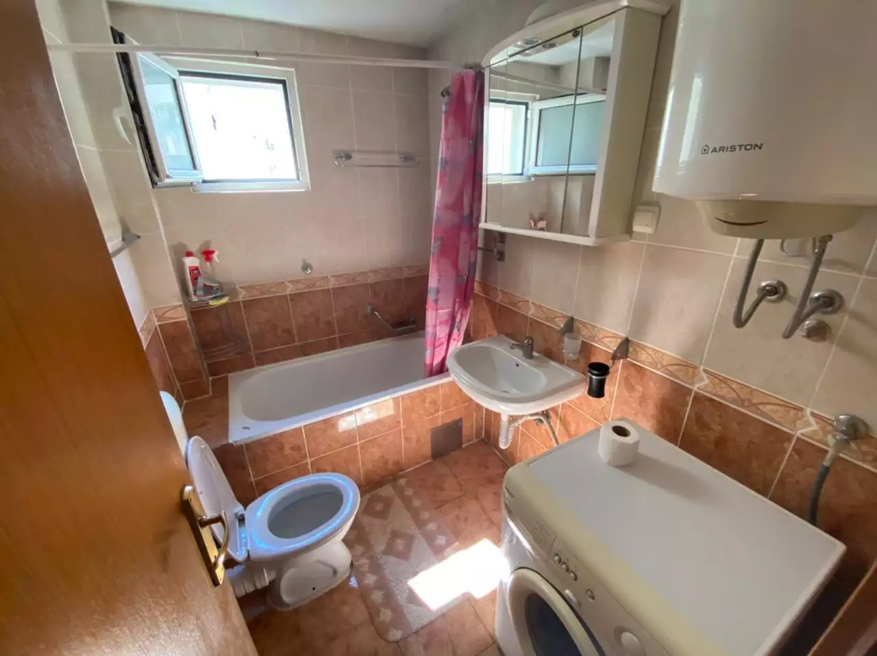 Flat 72m² in Montenegro, Budva. Priced at 149900€ rent photo-9