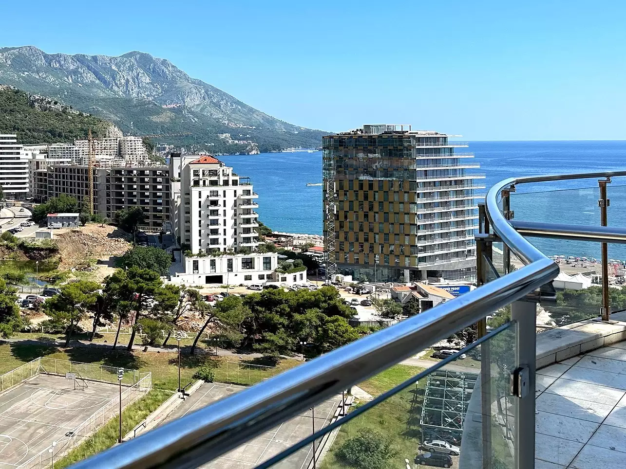 Flat 95m² in Montenegro, Becici. Priced at 385000€ rent photo-27