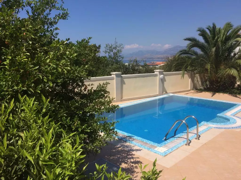 Villa 330m² in Montenegro, Utjeha. Priced at 880000€ rent photo-1