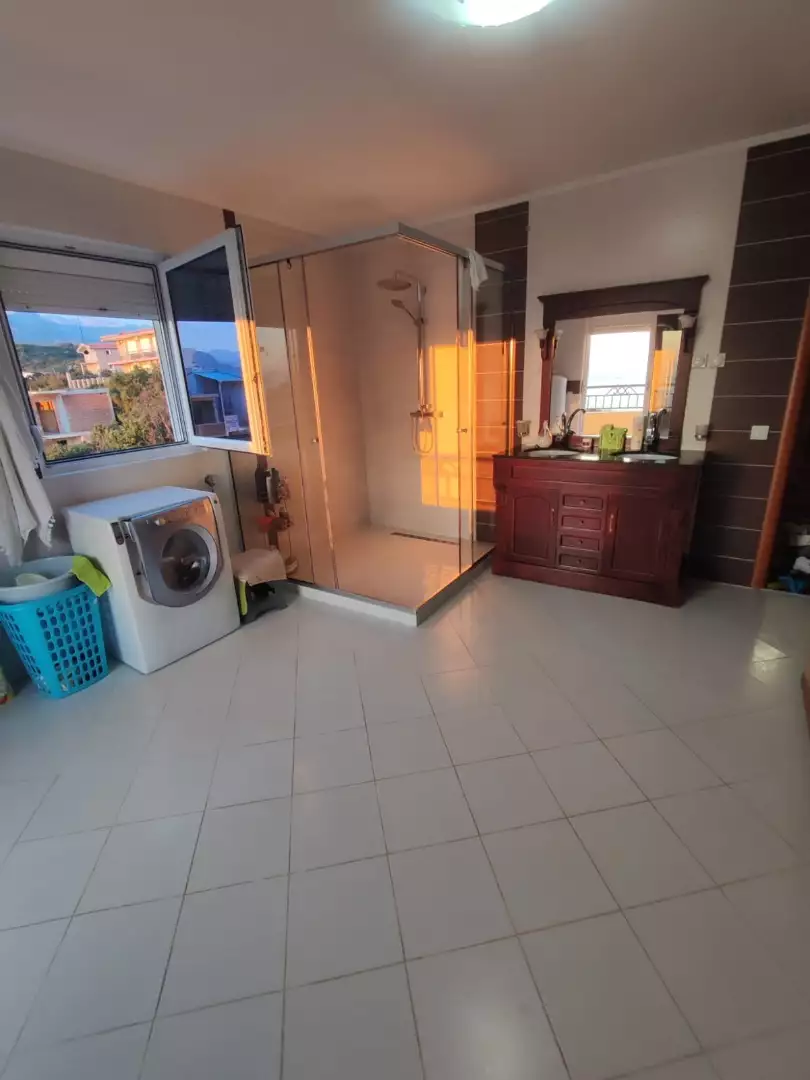 Villa 330m² in Montenegro, Utjeha. Priced at 880000€ rent photo-15