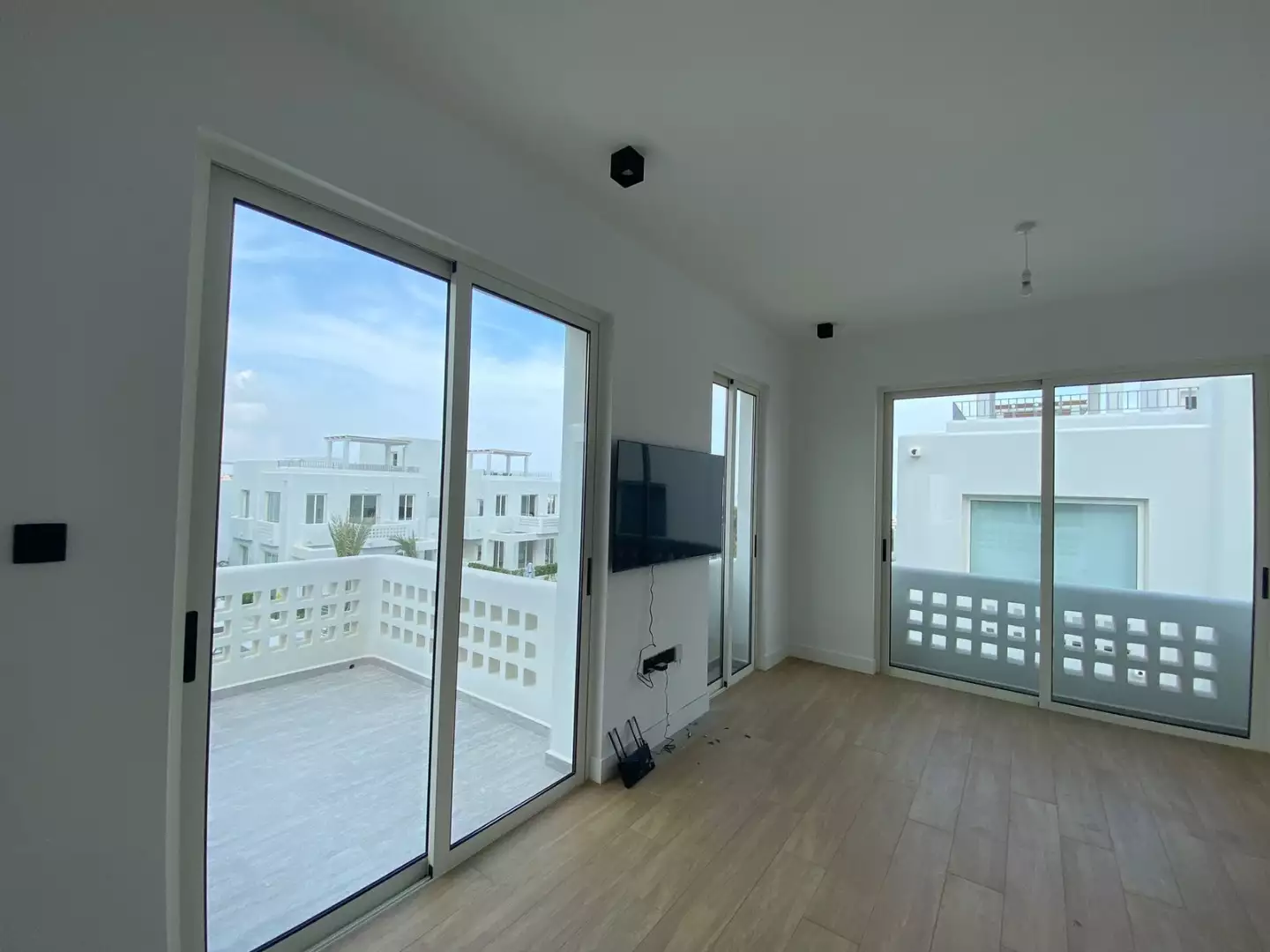 Flat 116m² in Cyprus, Kyrenia. Priced at 529000€ rent photo-7