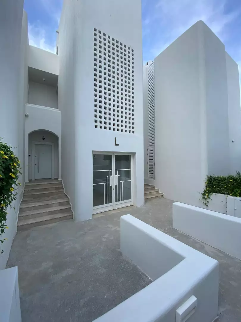 Flat 116m² in Cyprus, Kyrenia. Priced at 529000€ rent photo-16