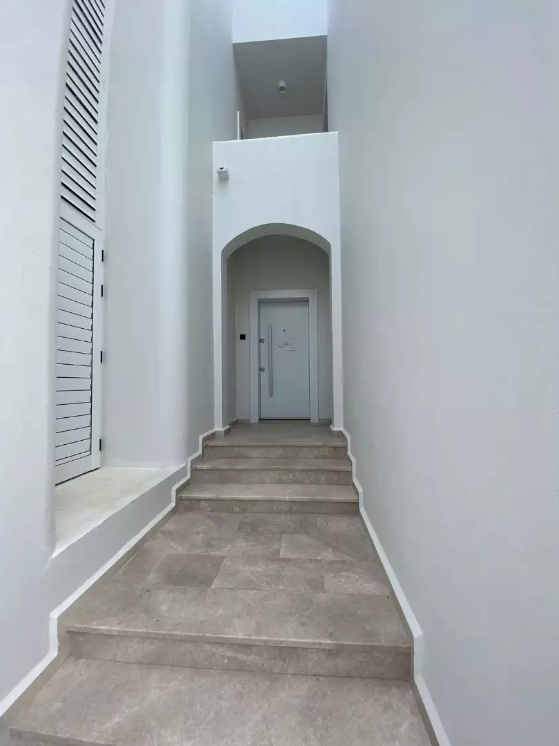 Flat 127m² in Cyprus, Kyrenia. Priced at 390200€ rent photo-9