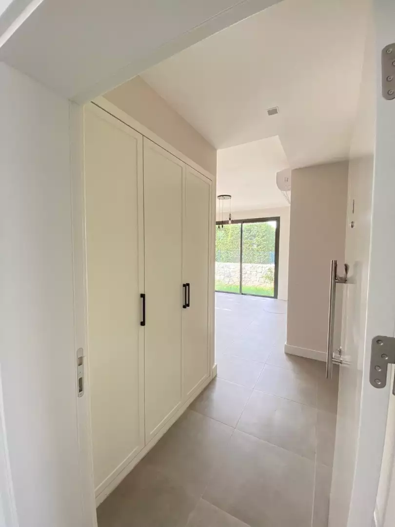 Flat 96m² in Cyprus, Kyrenia. Priced at 195000€ rent photo-4